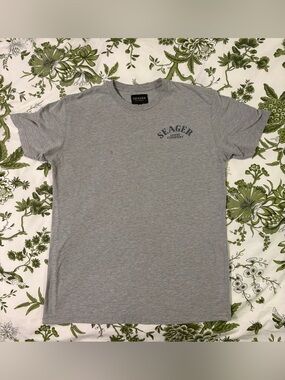 Seager Company Men's Gray Short-Sleeve Crewneck Tee